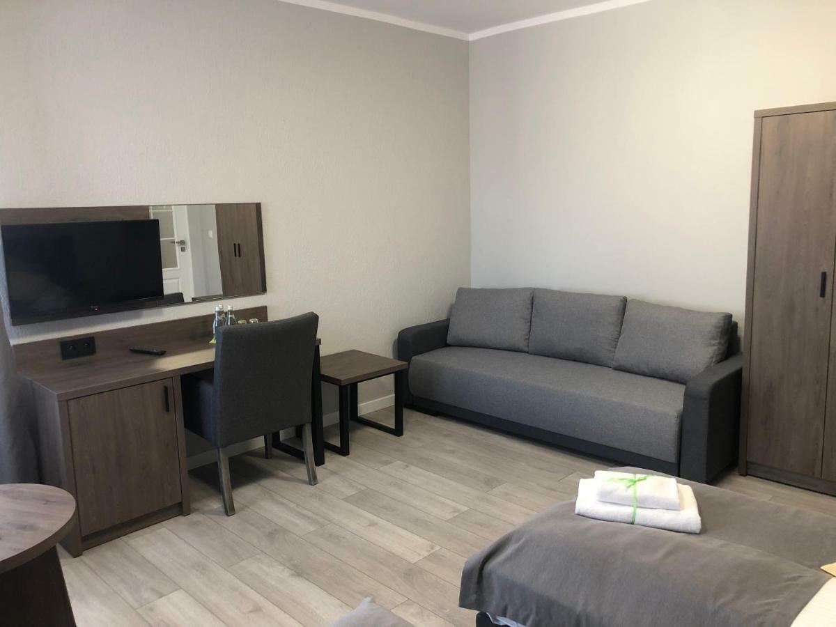 Villa Rosa Познань Экстерьер фото
